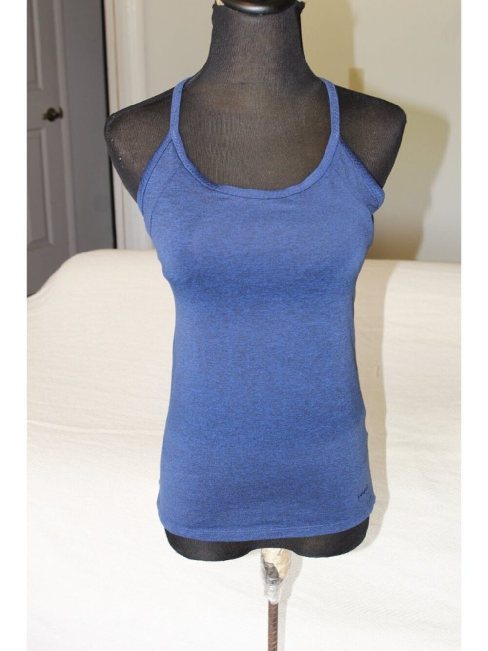 Patagonia Women's Workout Cutaway Tank top Small Racer back Navy Athletic Sport